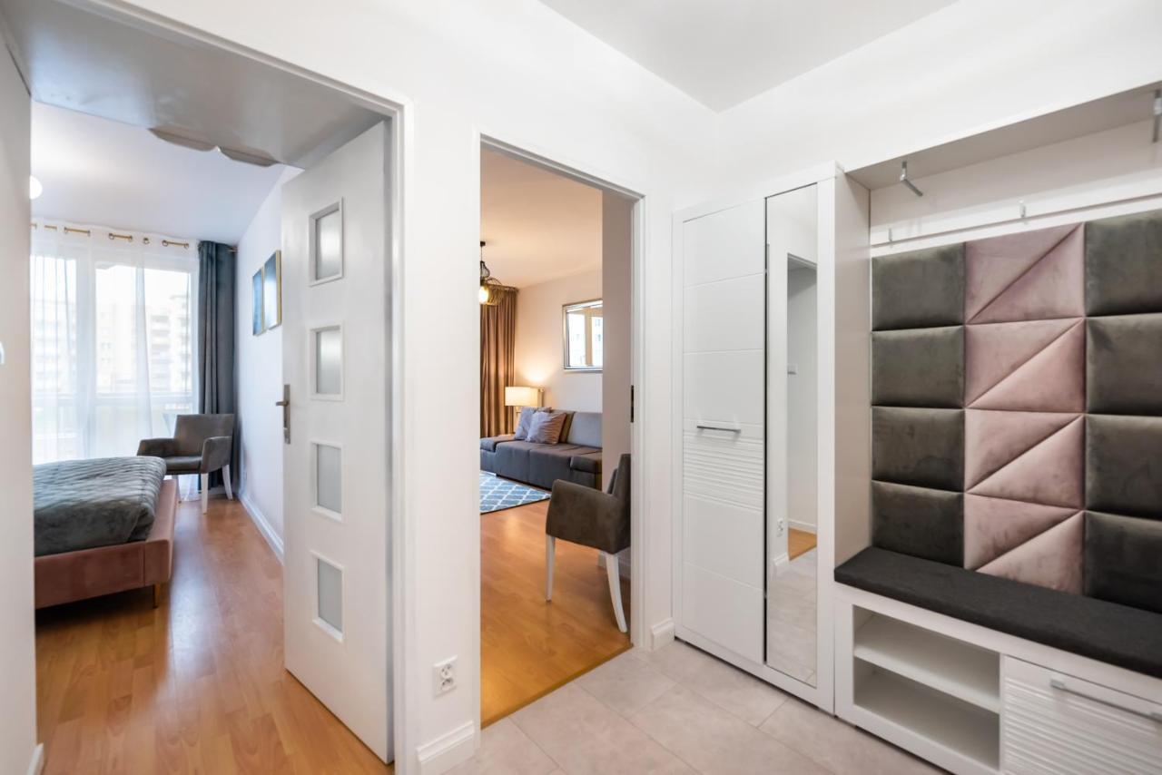 Metro Kondratowicza Velvet Apartment Varşova Dış mekan fotoğraf